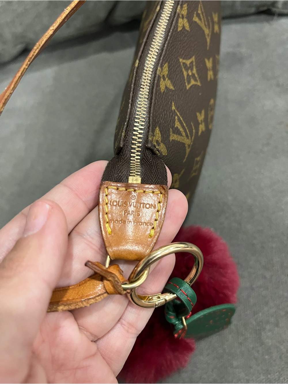 Louis Vuitton Pochette - Picture 3 of 7